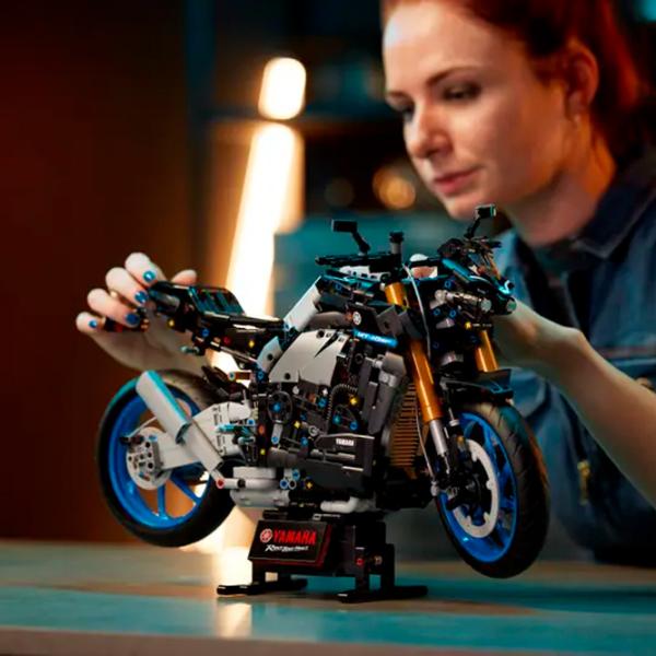 Конструктор LEGO Yamaha MT-10 SP мотоцикл/ Разноцветный photo 9