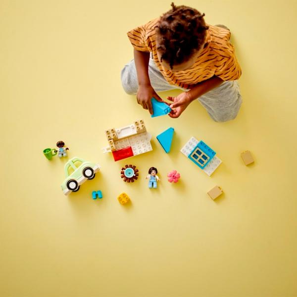 Конструктор LEGO Family House on Wheels Транспорт/ Разноцветный photo 6