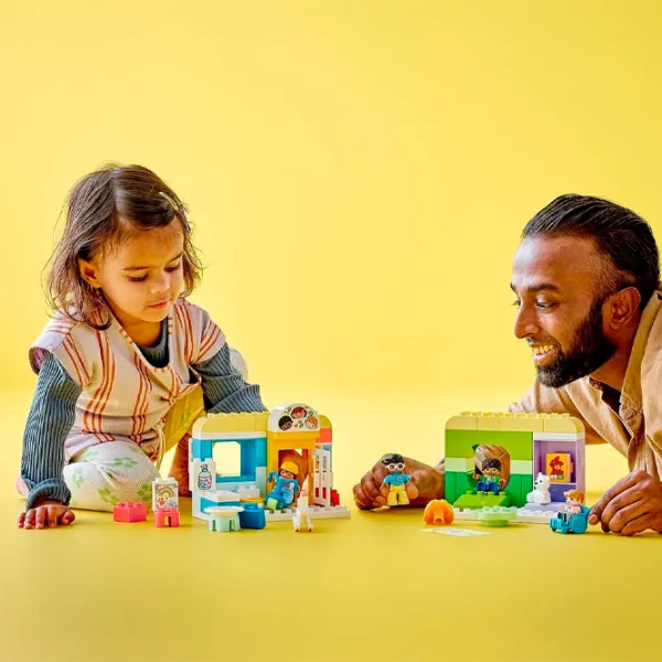 Constructor LEGO Life At The Day-Care Center Figuri/ Multicolor photo 7