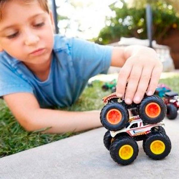 Машинка Hot Wheels Monster Trucks FYJ44 Разноцветный photo 6 Машинка Hot Wheels Monster Trucks FYJ44 Разноцветный photo 6