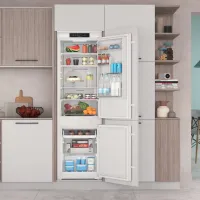 Frigider încorporabil Indesit INC18 T311 cu congelator jos 250 l / 177 cm / White photo 5