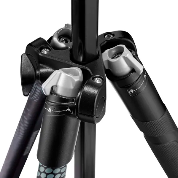 Trepied Manfrotto MII AL BK 4 Sec Foto, video/ Black photo 3