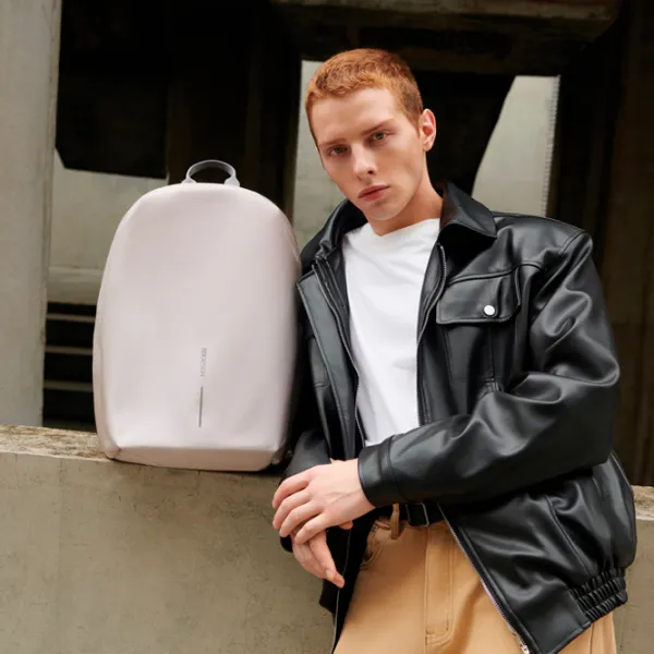 Рюкзак для ноутбука XD-Design Bobby Soft anti-theft 15.6"/ Серый Бежевый photo 23