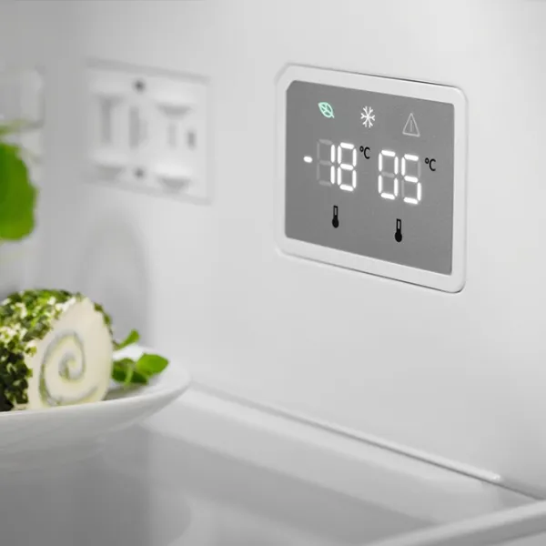 Frigider Electrolux LNT6MC36U1 cu congelator jos 367 l / 201 cm / Inox photo 3