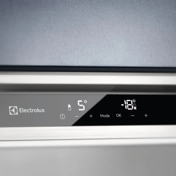 Холодильник Electrolux ENS6TE19S с нижней морозильной камерой 278 л / 184.4 cm / Белый photo 2
