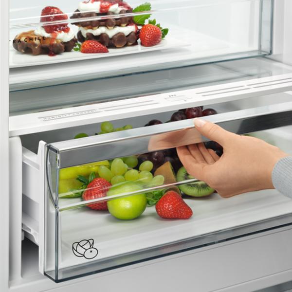 Frigider AEG RCB736E7MB cu congelator jos 367 l / 201 cm / Black photo 5