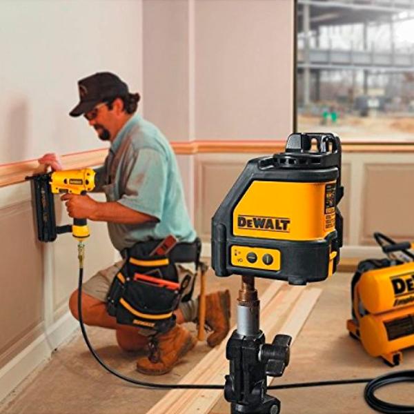Лазерные уровни Dewalt DW088K линейный/ Аккумулятор photo 7