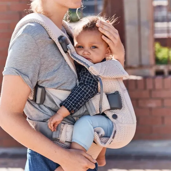 Переноска для детей BabyBjorn One Air () 15 кг/ Розовый photo 5 Переноска для детей BabyBjorn One Air () 15 кг/ Розовый photo 5