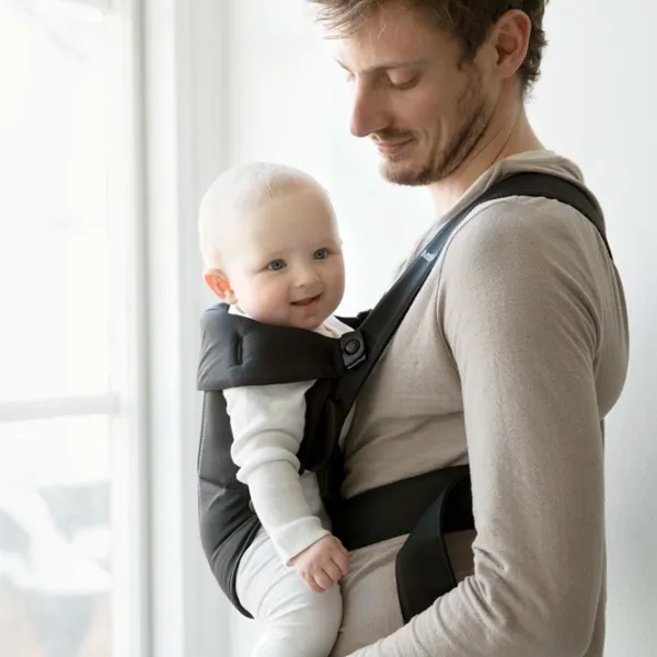 Переноска для детей BabyBjorn Mini () 11 кг/ Черный photo 2