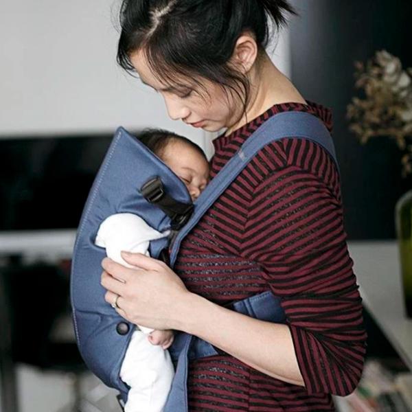 Переноска для детей BabyBjorn Mini () 11 кг/ Синий photo 2