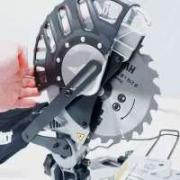 Fierăstrău pentru tăieri înclinate Hecht 813 210 mm/ Red photo 3