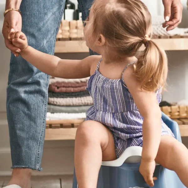 Горшок BabyBjorn Potty Chair Deep 055269A Унисекс/ 12+ месяцев/ Синий photo 3