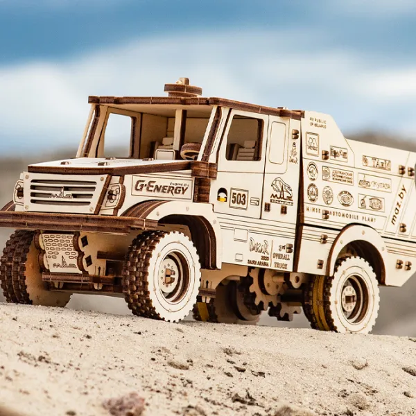 Puzzle 3D Ewa Toys MAZ-6440RR 14+/ Numărul de piese: 277 photo 4