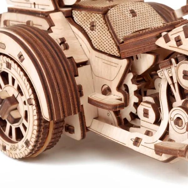 Puzzle 3D Ewa Toys Trike 14+/ Numărul de piese: 281 photo 9