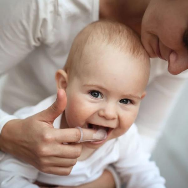 Зубная щетка на пальце BabyJem 53406 0+/ Прозрачный photo 2 Зубная щетка на пальце BabyJem 53406 0+/ Прозрачный photo 2