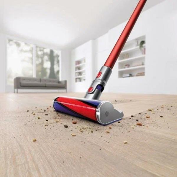 Aspirator vertical Dyson V11 Fluffy 545 W / Nickel Red photo 6 Aspirator vertical Dyson V11 Fluffy 545 W / Nickel Red photo 6