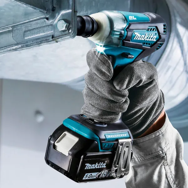 Mașina de înfiletat Makita DTW181Z Acumulator photo 4 Mașina de înfiletat Makita DTW181Z Acumulator photo 4