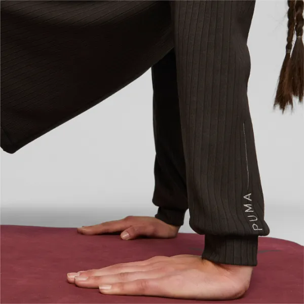 Hanorac pentru femei Puma Studio Unwind Long Sleeve Toamnă - iarnă/ Black photo 7 Hanorac pentru femei Puma Studio Unwind Long Sleeve Toamnă - iarnă/ Black photo 7