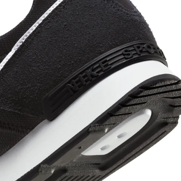 Adidași pentru bărbați Nike Venture Runner 45.5/ Black photo 8