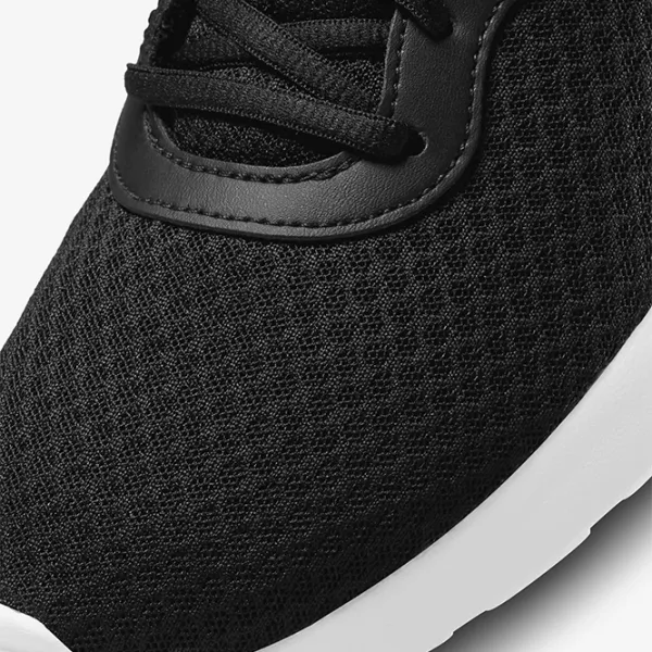 Adidași pentru femei Nike Tanjun Primăvară/ Black Coral photo 7
