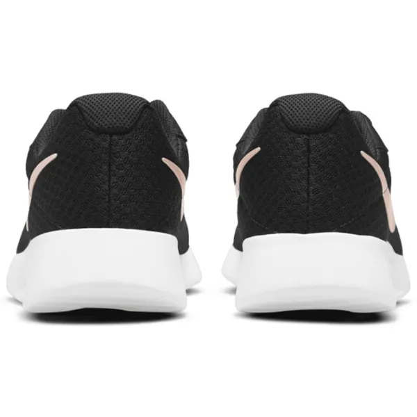 Adidași pentru femei Nike Tanjun Primăvară/ Black Coral photo 5