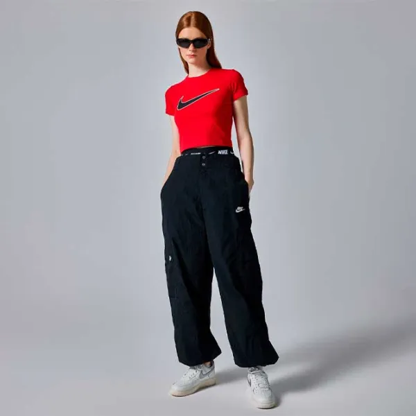 Tricou pentru femei Nike W Nsw Tee Bby Sw 6% spandex/ Red photo 4 Tricou pentru femei Nike W Nsw Tee Bby Sw 6% spandex/ Red photo 4