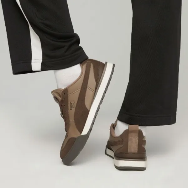 Ghete pentru bărbați Puma Roma 23 Totally Taupe/Chocolate 41 / Brown photo 7