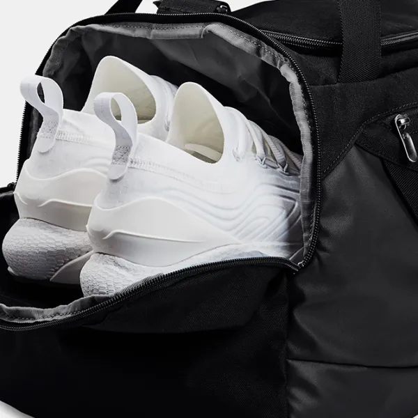 Сумка спортивная Under Armour UA Undeniable 5.0 Duffle 40 л/ Черный photo 5 Сумка спортивная Under Armour UA Undeniable 5.0 Duffle 40 л/ Черный photo 5