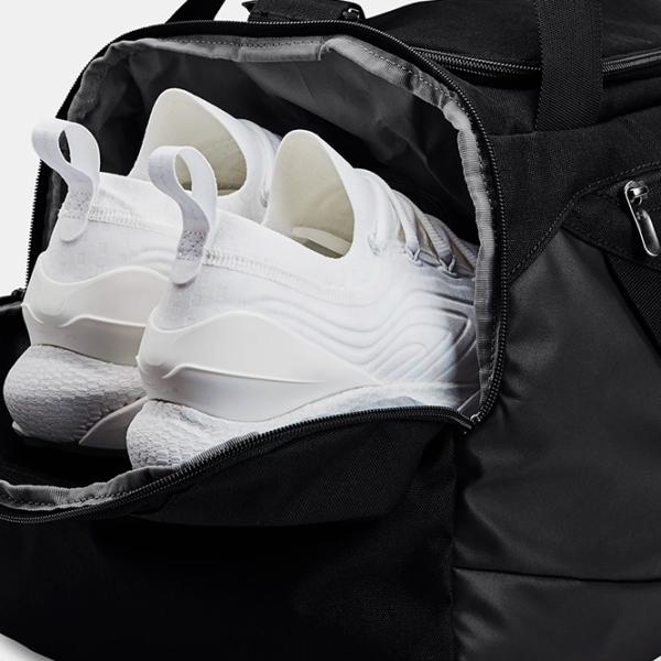 Сумка спортивная Under Armour UA Undeniable 5.0 Duffle 40 л/ Черный photo 5 Сумка спортивная Under Armour UA Undeniable 5.0 Duffle 40 л/ Черный photo 5