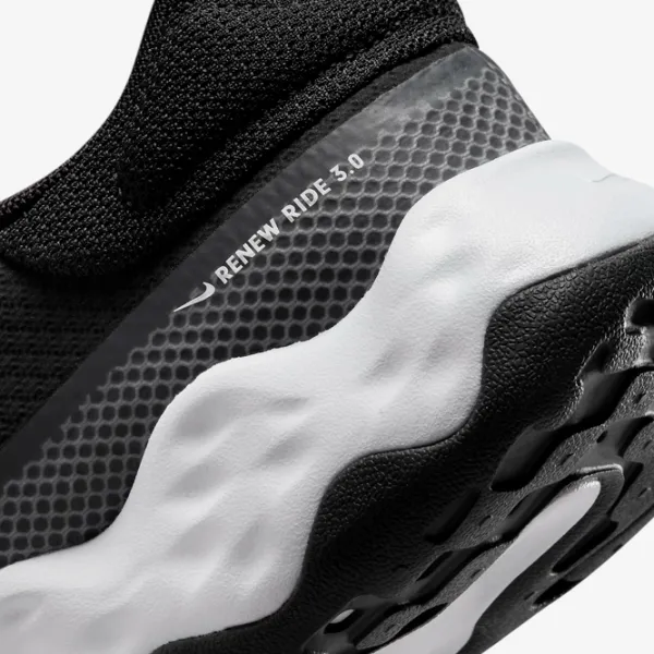 Adidași pentru bărbați Nike Renew Ride 3 40/ Black White photo 8