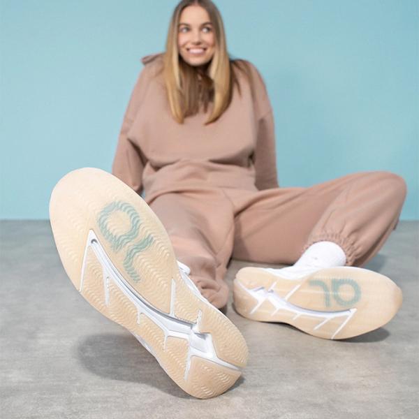 Adidași pentru femei 4F GECKO x ANNA LEWANDOWSKA Primăvară/ White photo 9