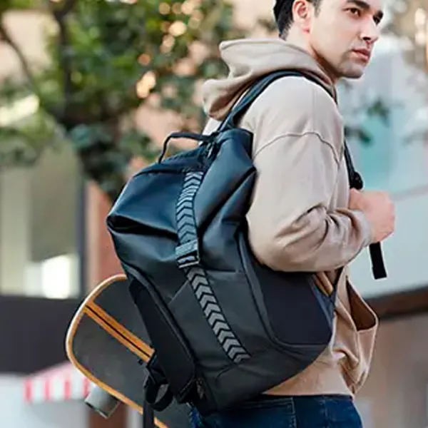 Рюкзак для ноутбука Lenovo Legion Gaming GB70 16"/ Серый Черный/ 20 л photo 7 Рюкзак для ноутбука Lenovo Legion Gaming GB70 16"/ Серый Черный/ 20 л photo 7