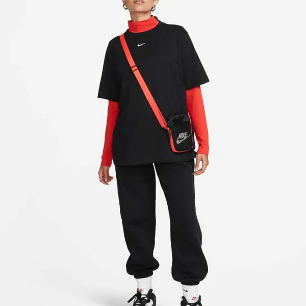 Футболка для женщин Nike Nsw Tee Essntl Lbr 100% хлопок/ Черный photo 3