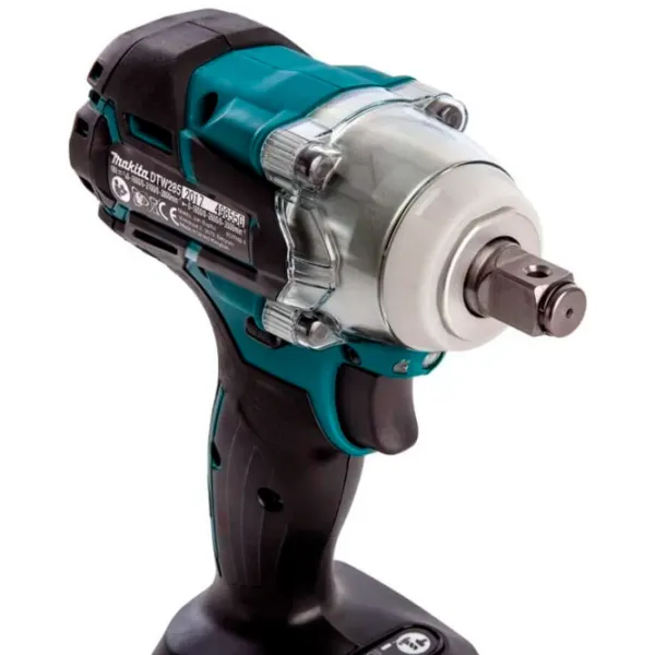 Гайковерт Makita DTW285RFE Аккумулятор photo 4