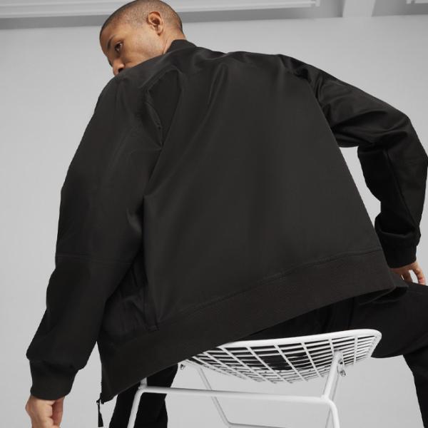 Scurtă pentru bărbați Puma Classics Seasonal Bomber Demisezon/ Black photo 4 Scurtă pentru bărbați Puma Classics Seasonal Bomber Demisezon/ Black photo 4