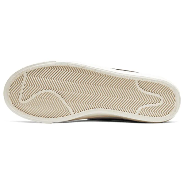 Ghete pentru femei Nike W Blazer Mid '77 Toamnă - Iarnă / White photo 4 Ghete pentru femei Nike W Blazer Mid '77 Toamnă - Iarnă / White photo 4