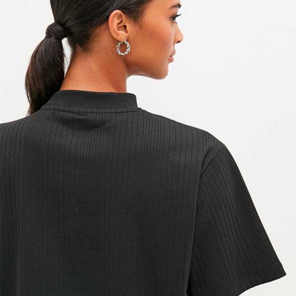 Tricou pentru femei Puma Classics Ribbed Relaxed Mock Neck Tee 38% Bumbac/ Black photo 5