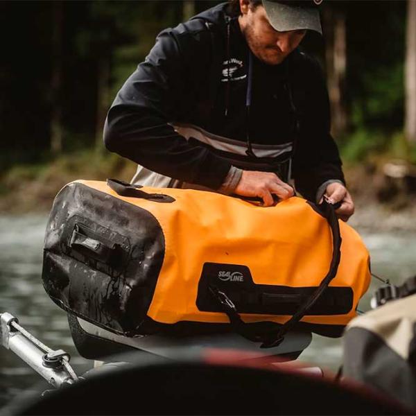 Geantă pentru călătorii Cascadedesigns PRO Zip Duffle 40l/ Black Orange photo 6