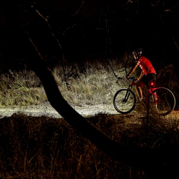 Lumini de bicicletă Fenix BC26R Black photo 6