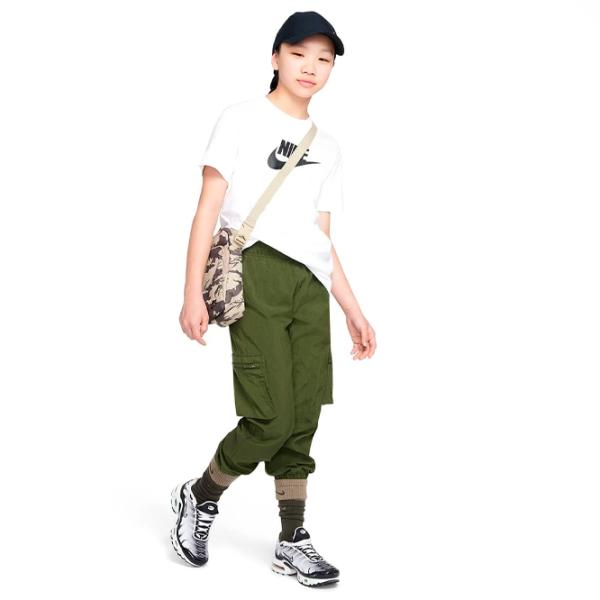 Футболка для девочек Nike G Nsw Tee Futura Ss  / Белый photo 5 Футболка для девочек Nike G Nsw Tee Futura Ss  / Белый photo 5