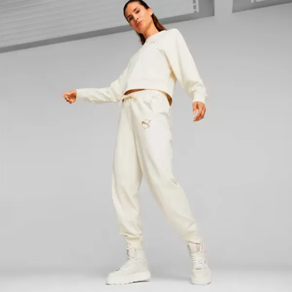 Pantaloni sportivi pentru femei Puma Better Sportswear Sweatpants Tr Cl L/ Beige photo 3