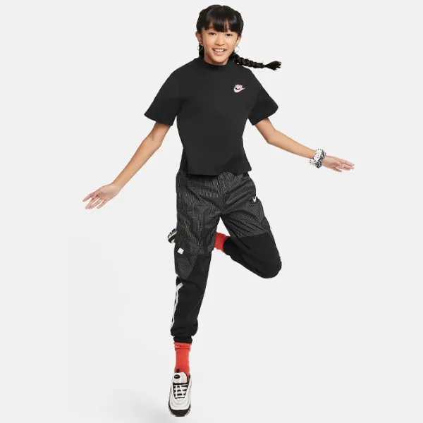 Tricou pentru fete Nike Sportswear Boxy T-Shirt  / Black photo 6 Tricou pentru fete Nike Sportswear Boxy T-Shirt  / Black photo 6