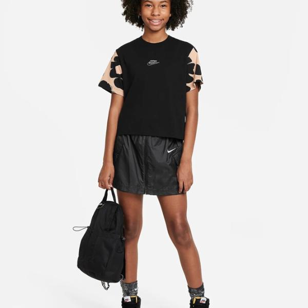 Футболка для девочек Nike G Nsw Tee Boxy Floral  / Черный photo 4 Футболка для девочек Nike G Nsw Tee Boxy Floral  / Черный photo 4