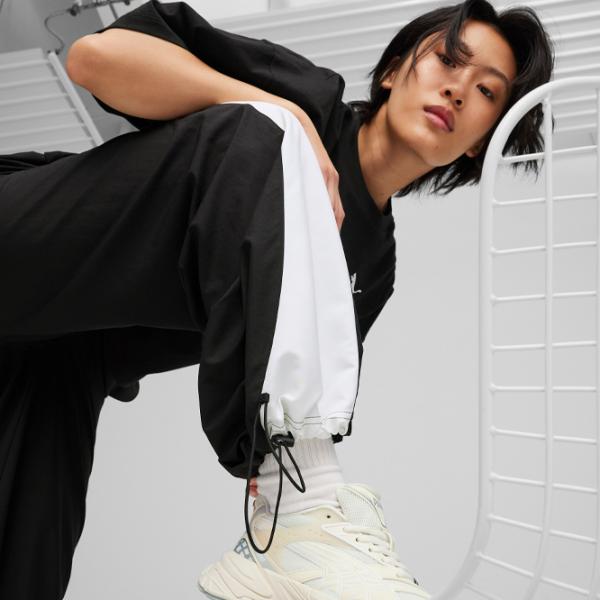 Pantaloni sportivi pentru femei Puma Dare To Relaxed Parachute Pants Wv S/ White/ Black photo 5 Pantaloni sportivi pentru femei Puma Dare To Relaxed Parachute Pants Wv S/ White/ Black photo 5