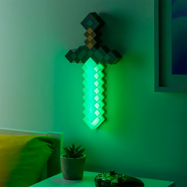 Lampă de masă fan Paladone Diamond Sword Blue photo 5 Lampă de masă fan Paladone Diamond Sword Blue photo 5