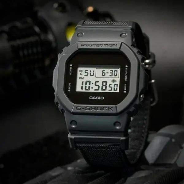 Ceas de mână pentru bărbați Casio DW-5600BCE-1ER Cuarț/ 49 x 43 mm photo 3 Ceas de mână pentru bărbați Casio DW-5600BCE-1ER Cuarț/ 49 x 43 mm photo 3