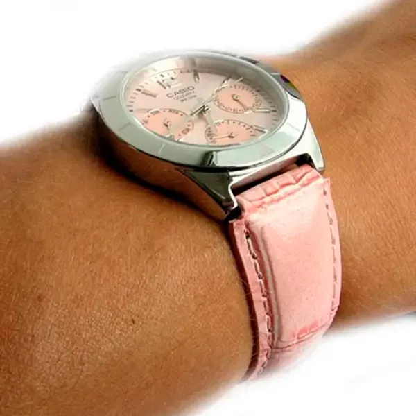 Ceas de mână pentru femei Casio LTP-2069L-4A Cuarț/ 31 mm photo 7 Ceas de mână pentru femei Casio LTP-2069L-4A Cuarț/ 31 mm photo 7