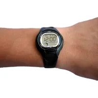 Ceas de mână pentru femei Casio LW-200-1B Cuarț/ 35 mm photo 6