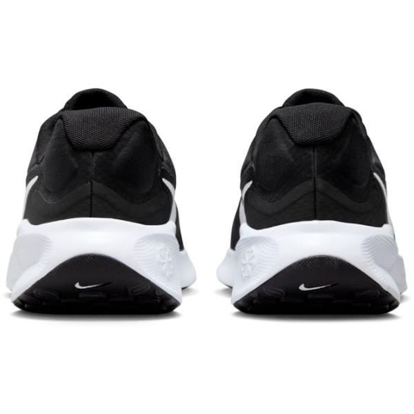 Кроссовки для мужчин Nike Revolution 7 40.5/ Black White photo 5