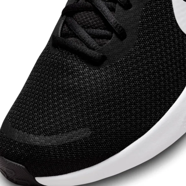 Кроссовки для мужчин Nike Revolution 7 40.5/ Black White photo 7
